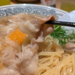 丸源ラーメン - 肉そば・肉ズーム