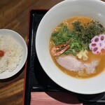 金澤濃厚甘えびラーメン 紅牡丹 - 