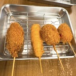 串かつ 花道 - 牡蠣・カニ・豚キムチ・プチトマト