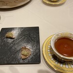 アカトゥーイ - 