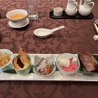 ホテルオークラ 中国料理「桃花林」 日本橋室町賓館 - 一人前 前菜２４２０円。クラゲの質が高すぎて、普段食べてるものは何だろう疑惑（笑）