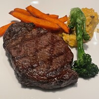 THE COSMOPOLITAN GRILL BAR TERRACE - サーロインステーキ