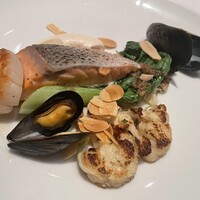 THE COSMOPOLITAN GRILL BAR TERRACE - サーモンホタテカリフラワー