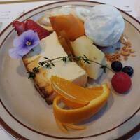 Aging beef ＆ Specialty coffee THE三本 - 