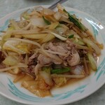 幸来軒 - 肉野菜炒め 800円