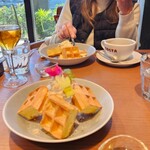 フラワーカフェ BLOOMY'S - 