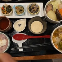 ヒル薬膳粥・ヨル貝料理カイノクチ - 