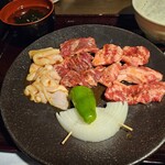 焼肉 もつ鍋 まん福 - Dセット（ホルモン、ハラミ、カルビ）
