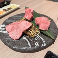 近江うし 焼肉 にくTATSU 青山本店 - 