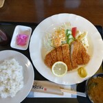 カフェテリア アメニティ - 日替わりランチ　豚ロースカツ定食