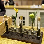 entre nous - 髙山シェフは、台湾にもよく行かれるので、お茶もお得意なんです。