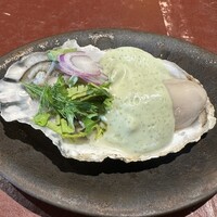 MOT - 岩牡蠣とココナッツクリーム