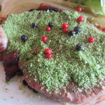 壱弐参 CAFE - ポークソテーには、パセリとパン粉、生ペッパーがのり、爽やかな風味。