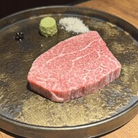 和牛とタン 焼肉 とみ 新橋本店 - 