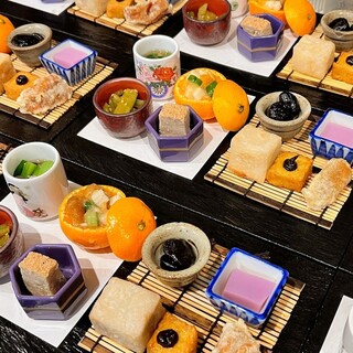 移ろう四季を感じる、厳選食材を使用した逸品をご提供