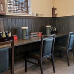 焼飯 やんぱち - カウンター席