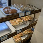 ラッキーベーカリー - 