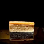 くるますし - 玉。 このフォルムを見てるだけで、大将らしさが見えてきます。 どこまでもこだわらなければ気がすまない大将（笑）。 この一片にも技ぎゅつの粋が投入されてるのがわかります。