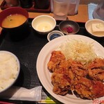 米米食堂 - 鶏唐揚げ定食(大)　880円(税込)