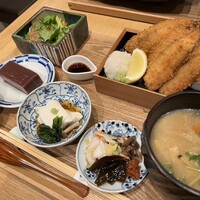 割烹ダイニング波里 - 