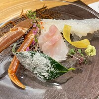 日比谷 蟹みつ - 活ずわい蟹コース/18,500
                    ずわい蟹洗い、九絵
