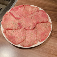 焼肉うしごろ 新宿三丁目店 - 