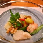 鮨 おさむ -  お寿司屋さんのサラダ