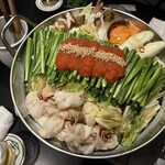 道産牛もつ鍋・燻製・ビール 麦源 - 