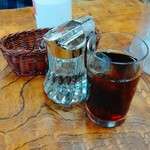 とんてつ - サービスのアイスコーヒー