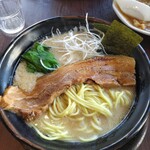 麺処 田ぶし - 濃厚豚骨角煮ラーメン