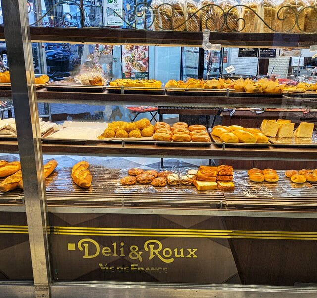 VIE DE FRANCE Deli&Roux Morera Higashitotsuka Ten - Higashi