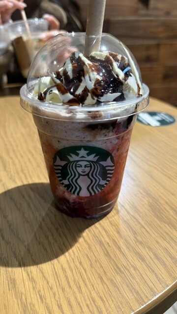 Starbucks Coffee Roppongi Hills West Walk Ten photo 5