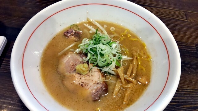麺屋 朱雀 - 糸井（ラーメン）の写真