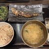 炭火焼干物定食 しんぱち食堂 水道橋店