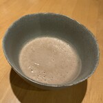 saint M - （Amuse）
      フランス産の“栗”と宮崎産セロリのスープ