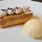 カフェ ド シュシュ - ケーキ、ドーン！