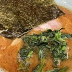 武蔵家 - 料理写真:旨辛ラーメン900円