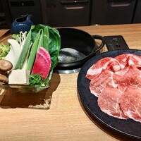 すき焼 しゃぶしゃぶつかだ KITTE大阪店 - 
