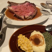 ロウリーズ・ザ・プライムリブ 恵比寿ガーデンプレイス店 - 
