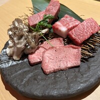 近江うし焼肉 にくTATSU 銀座店 - 