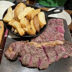 サクレフルール 日本橋 - ホットストーンで焼くステーキ