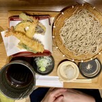 石臼挽き二八そば そばしき - 天せいろ1800円