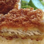 JOTO CURRY  - 手仕込みトンカツカレーのカツ、断面！