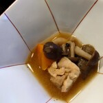 月  - 鶏としめじと人参の味噌煮