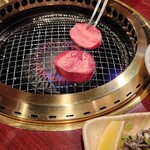 和牛炭火焼肉・韓国料理 じろべ  上尾店 - 