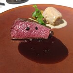 eclat - 本日のお肉料理：北海道産鹿肉のロースト