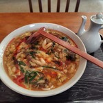 美華 - 生・酸辣湯麵