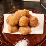 イザカヤキツネ - 