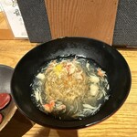 鶏と魚と炭火焼き 燈 - 