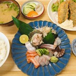 岡垣食堂 本店 - 海鮮定食1100円